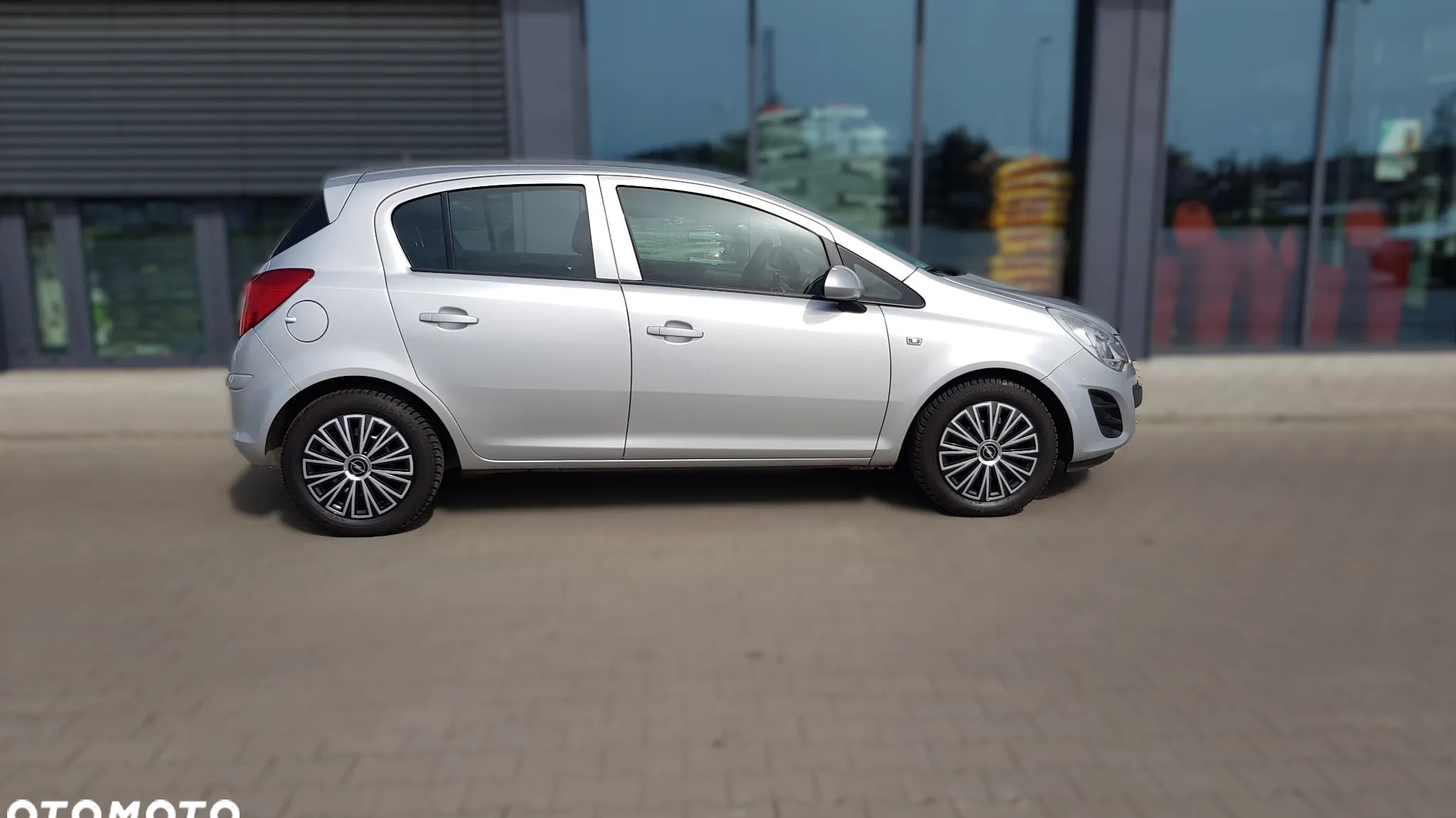 Opel Corsa cena 20300 przebieg: 199900, rok produkcji 2013 z Dąbie małe 277